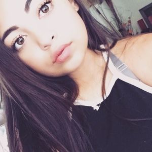 Meet your Posher, Petra